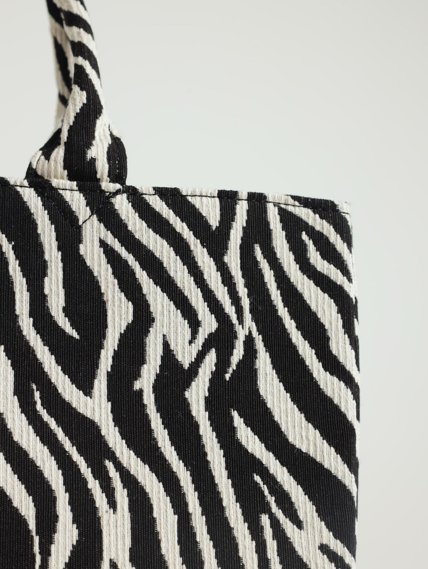 Zebra Print Woven Tote Bag Black/White LEGiT