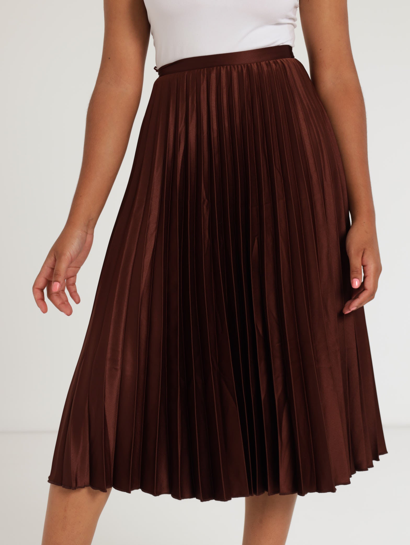 Pleated skirt shop brown